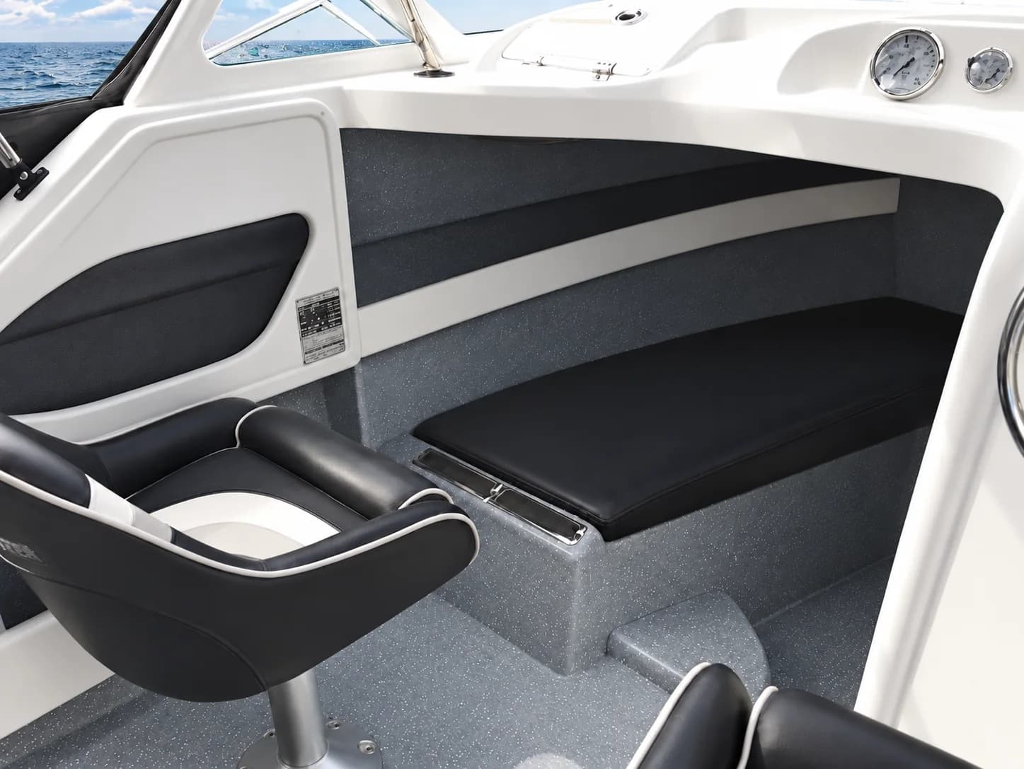 Enterprise 490 — cockpit seating