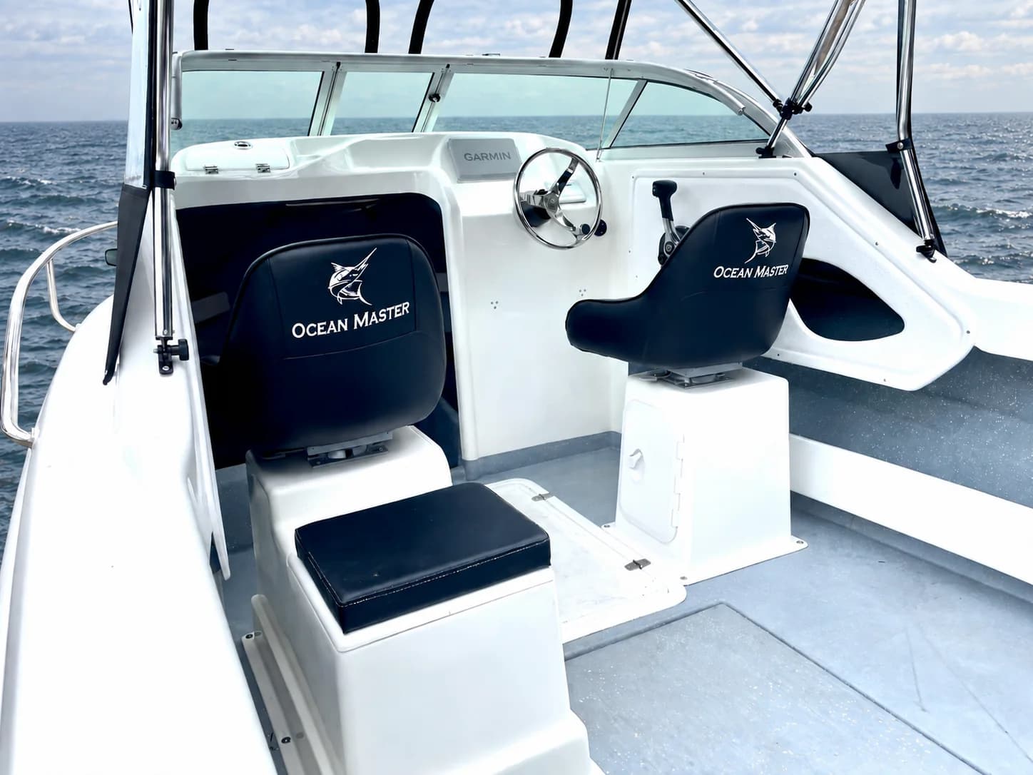Enterprise 590 — helm and cockpit