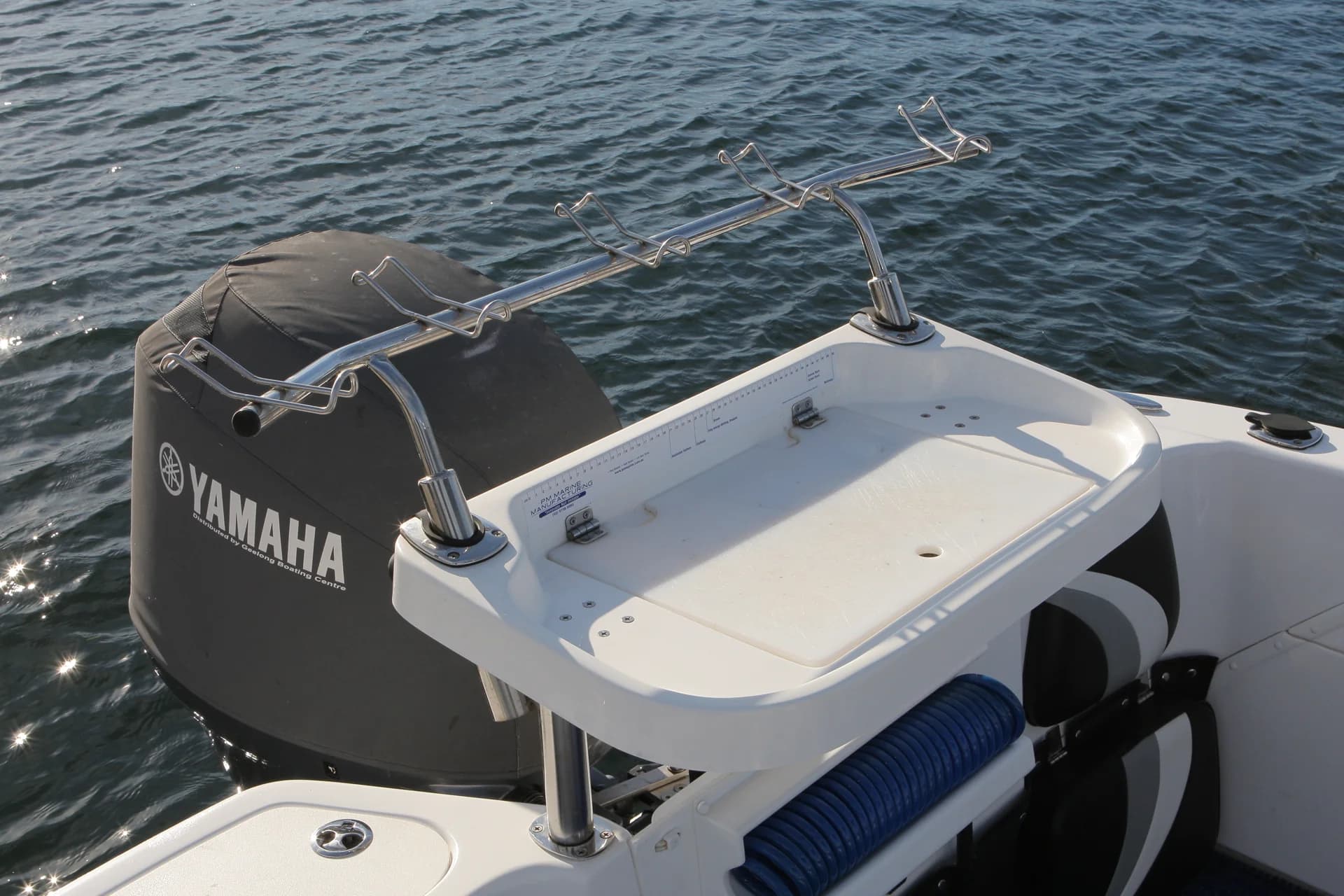 Explorer 590 — bait board